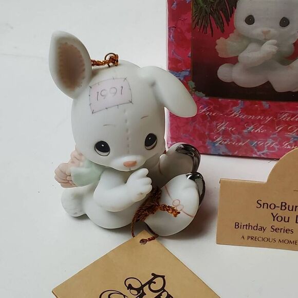 Precious Moments Porcelain Ornament -Sno-Bunny Falls For You Like I Do - Birthda - Picture 2 of 6